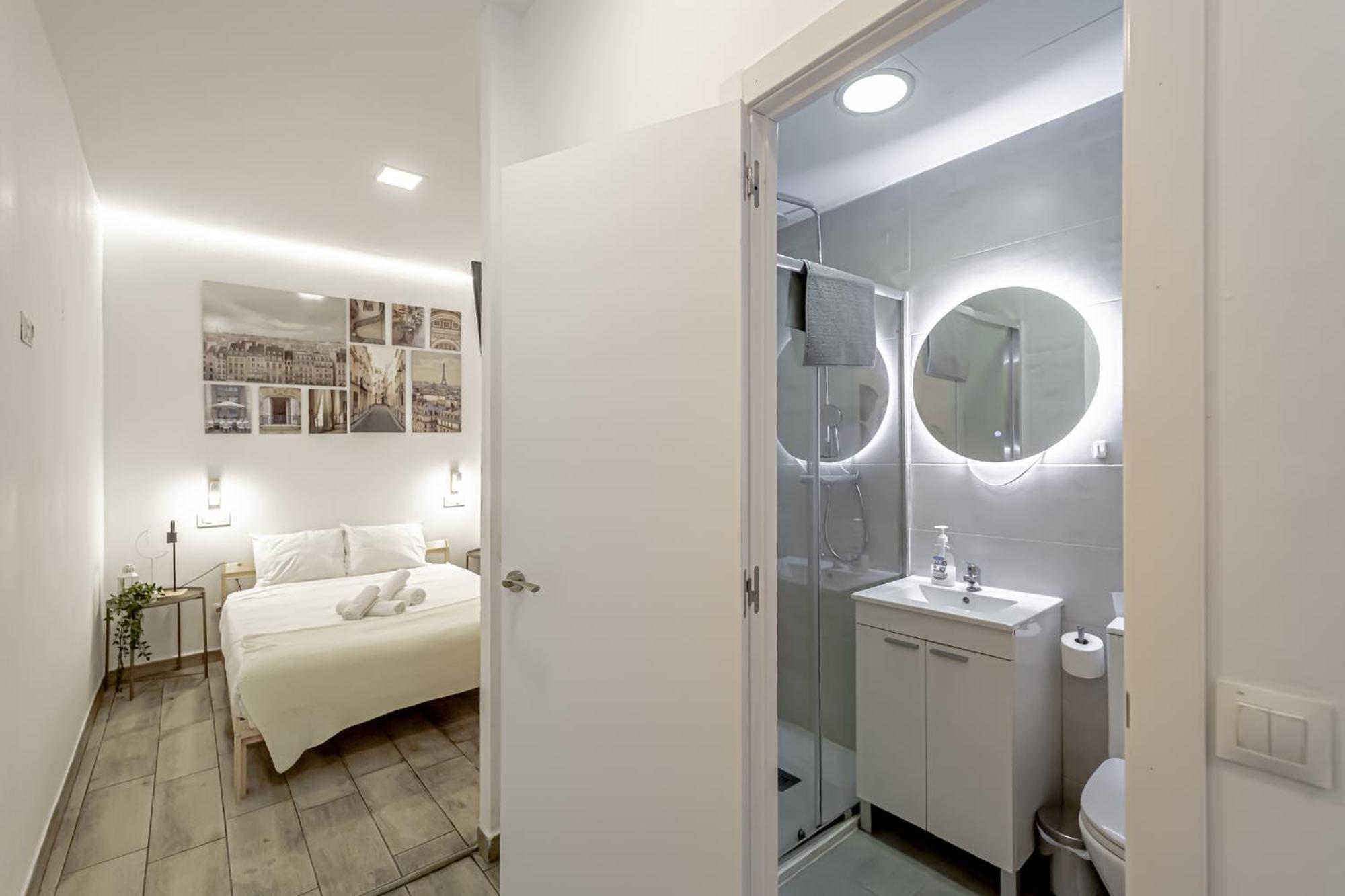 Apartamentos Tetuan Madrid Exterior photo